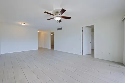 1505 Crescent Circle Lake Park FL 33403