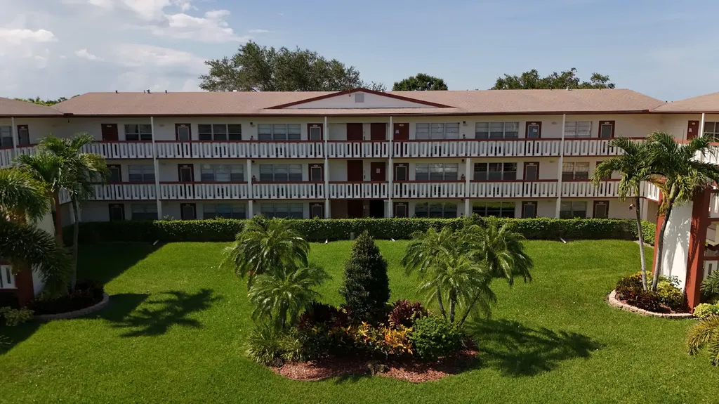 328 Brighton Boca Raton FL 33434