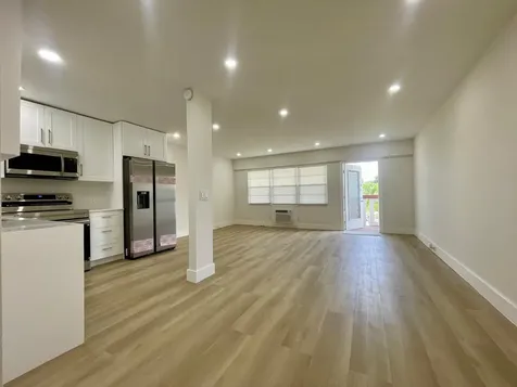 328 Brighton Boca Raton FL 33434