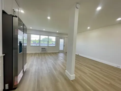 328 Brighton Boca Raton FL 33434