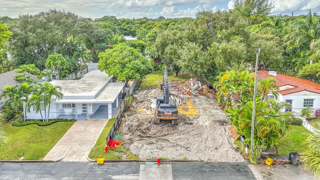 3309 Floral Avenue West Palm Beach FL 33407