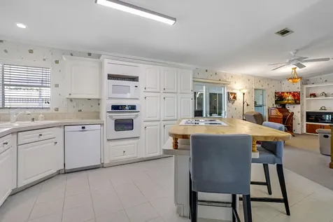 59001 Captiva Bay Boynton Beach FL 33436
