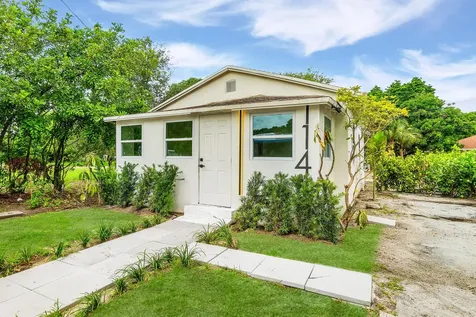 114 Nw 10th Avenue Delray Beach FL 33444