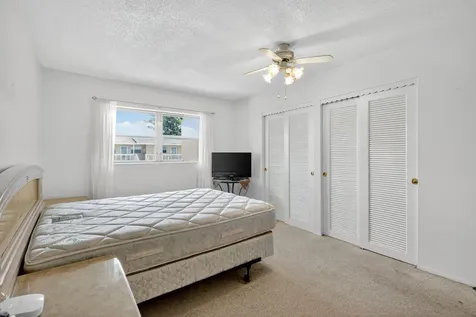 2152 Ne 1st Way Boynton Beach FL 33435