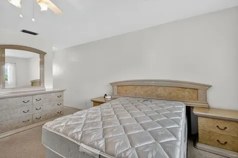 2152 Ne 1st Way Boynton Beach FL 33435