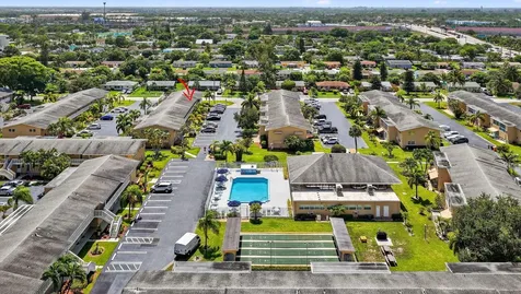 2152 Ne 1st Way Boynton Beach FL 33435
