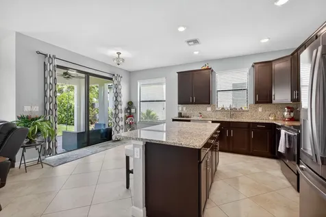 8822 Willow Cove Lane Lake Worth FL 33467