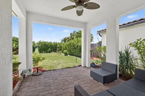 8822 Willow Cove Lane Lake Worth FL 33467