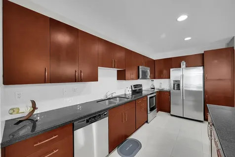 300 S Australian Avenue West Palm Beach FL 33401