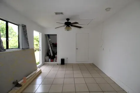 2022 Se West Dunbrooke Circle Port Saint Lucie FL 34952