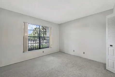 4640 Lucerne Lakes Boulevard Lake Worth FL 33467