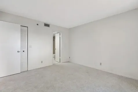 4640 Lucerne Lakes Boulevard Lake Worth FL 33467
