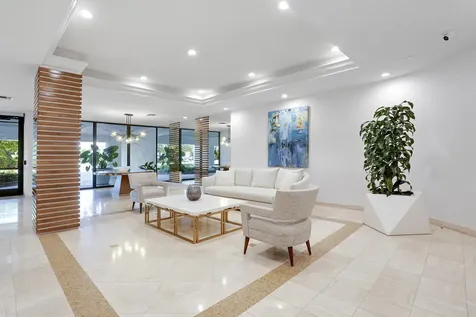 3300 S Ocean 202 S Boulevard Palm Beach FL 33480