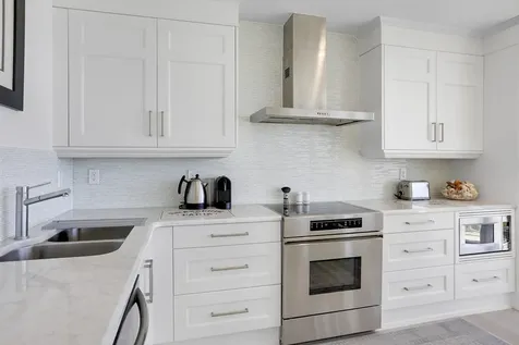 3300 S Ocean 202 S Boulevard Palm Beach FL 33480