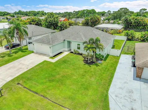 1150 Se Sabina Lane Port Saint Lucie FL 34983