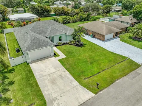 1150 Se Sabina Lane Port Saint Lucie FL 34983