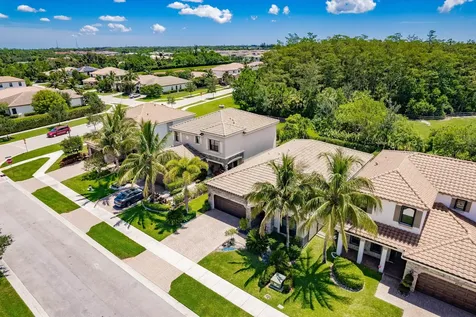 4570 Willow Run Way Lake Worth FL 33467