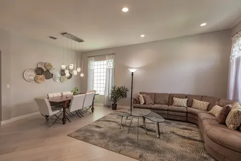 4570 Willow Run Way Lake Worth FL 33467