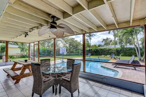 7115 Venetian Way West Palm Beach FL 33406