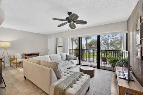 1605 S Us Highway 1 Jupiter FL 33477