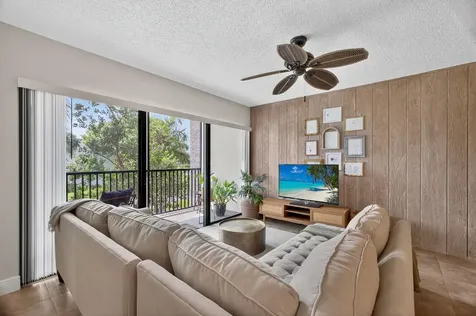 1605 S Us Highway 1 Jupiter FL 33477