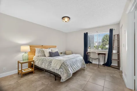 1605 S Us Highway 1 Jupiter FL 33477