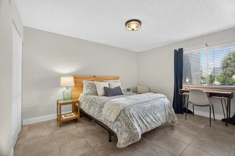1605 S Us Highway 1 Jupiter FL 33477
