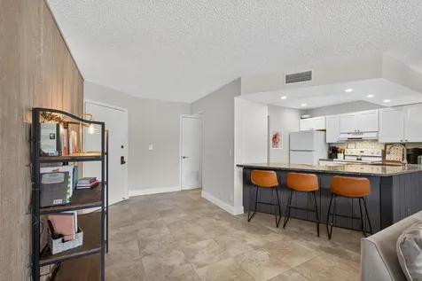 1605 S Us Highway 1 Jupiter FL 33477