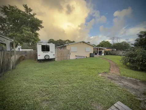 411 Forest Estate Drive West Palm Beach FL 33415