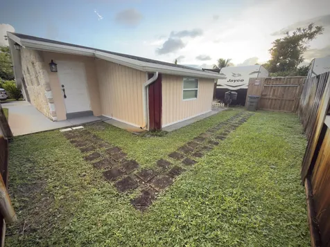 411 Forest Estate Drive West Palm Beach FL 33415