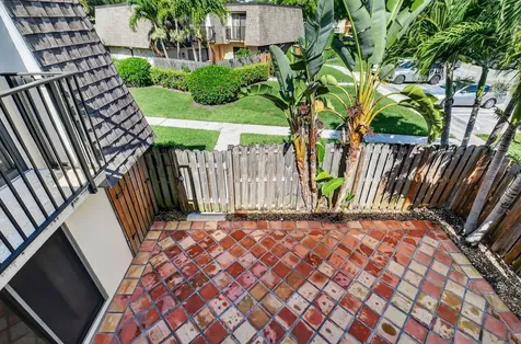 2907 Sw 22nd Circle Delray Beach FL 33445