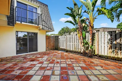2907 Sw 22nd Circle Delray Beach FL 33445