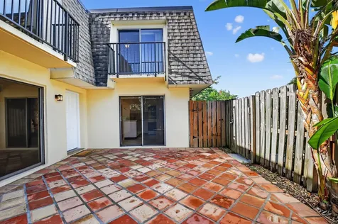 2907 Sw 22nd Circle Delray Beach FL 33445
