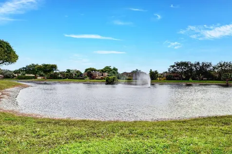 2907 Sw 22nd Circle Delray Beach FL 33445