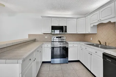 2907 Sw 22nd Circle Delray Beach FL 33445