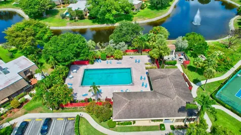 2907 Sw 22nd Circle Delray Beach FL 33445
