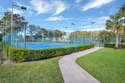 2907 Sw 22nd Circle Delray Beach FL 33445