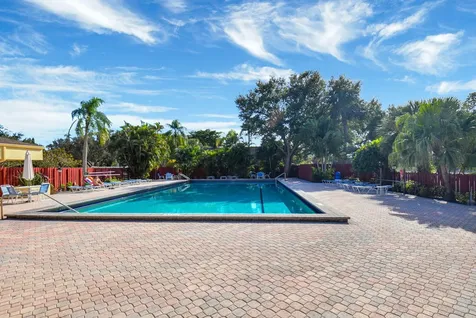 2907 Sw 22nd Circle Delray Beach FL 33445
