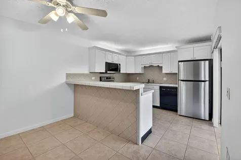 2907 Sw 22nd Circle Delray Beach FL 33445