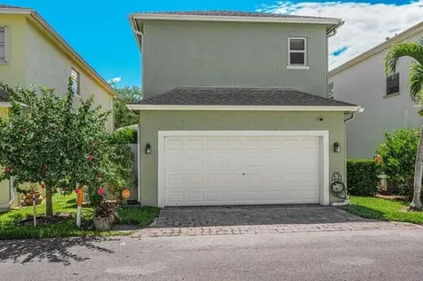 2036 Se Avon Park Drive Port Saint Lucie FL 34952