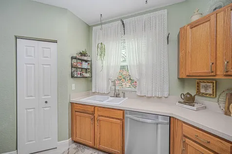 2036 Se Avon Park Drive Port Saint Lucie FL 34952