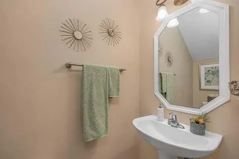 2036 Se Avon Park Drive Port Saint Lucie FL 34952