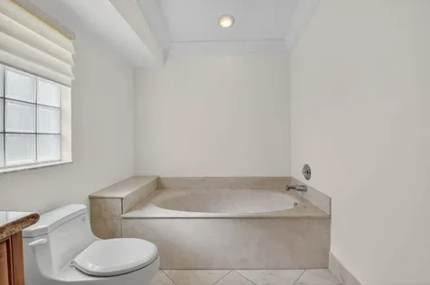 10628 Plainview Circle Boca Raton FL 33498