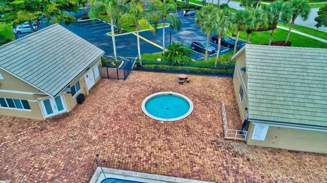 10628 Plainview Circle Boca Raton FL 33498