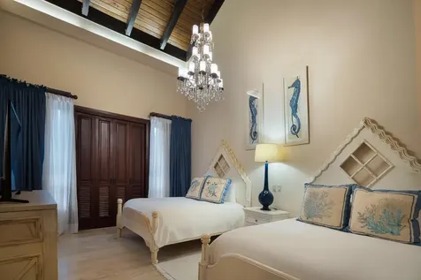 27 37 Casa De Campo DR 22000
