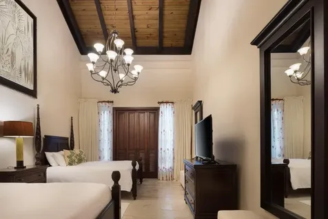 27 37 Casa De Campo DR 22000