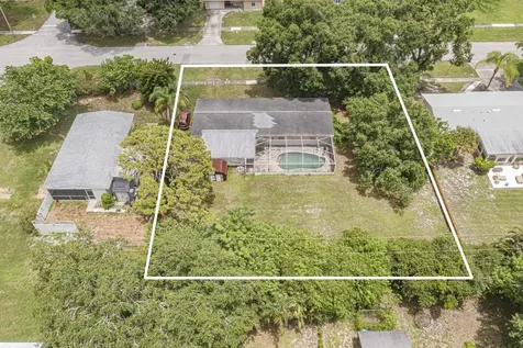 2185 32nd Avenue Vero Beach FL 32960