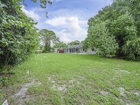 2185 32nd Avenue Vero Beach FL 32960