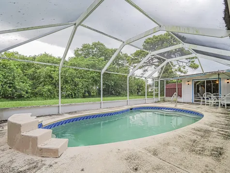 2185 32nd Avenue Vero Beach FL 32960