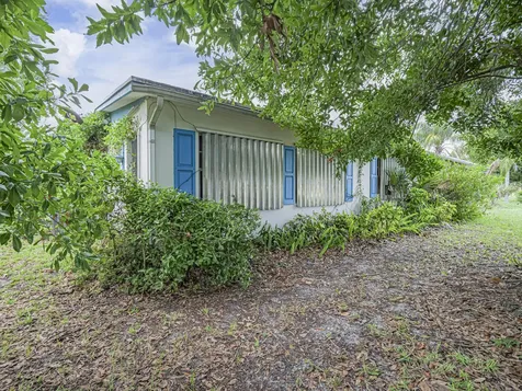2185 32nd Avenue Vero Beach FL 32960